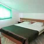 Гостевой дом Casa Omer 2*