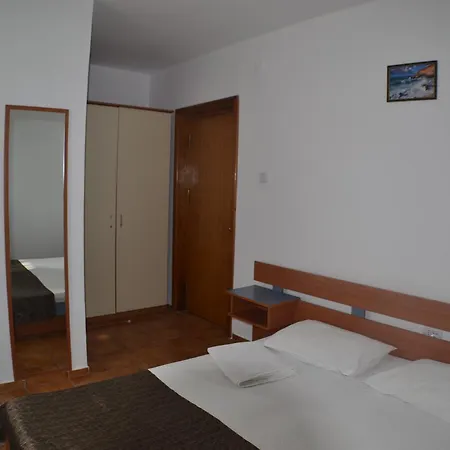 Casa Omer Guest house 2*