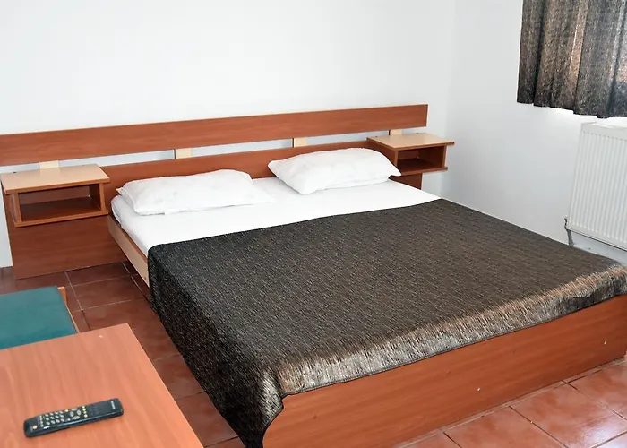 Πανσιόν Casa Omer 2*